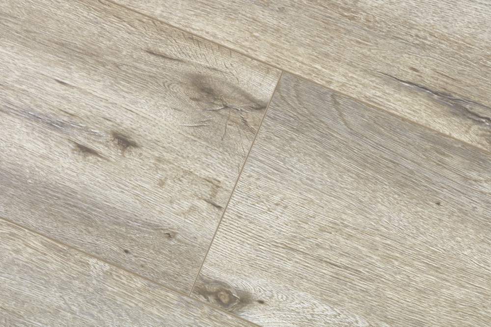  Robust Wood "Fortis"  