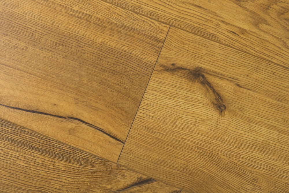  Robust Wood "Fortis"  