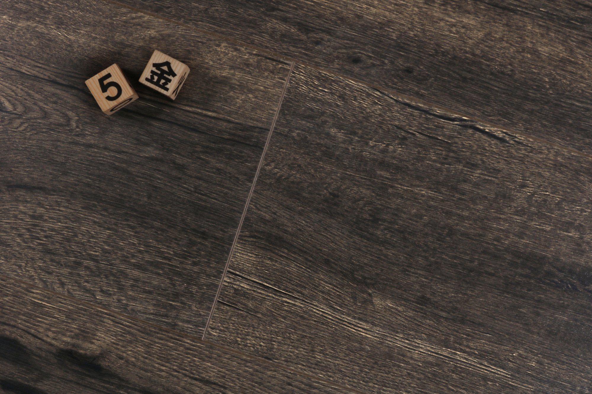  Robust Wood "Fortis"  