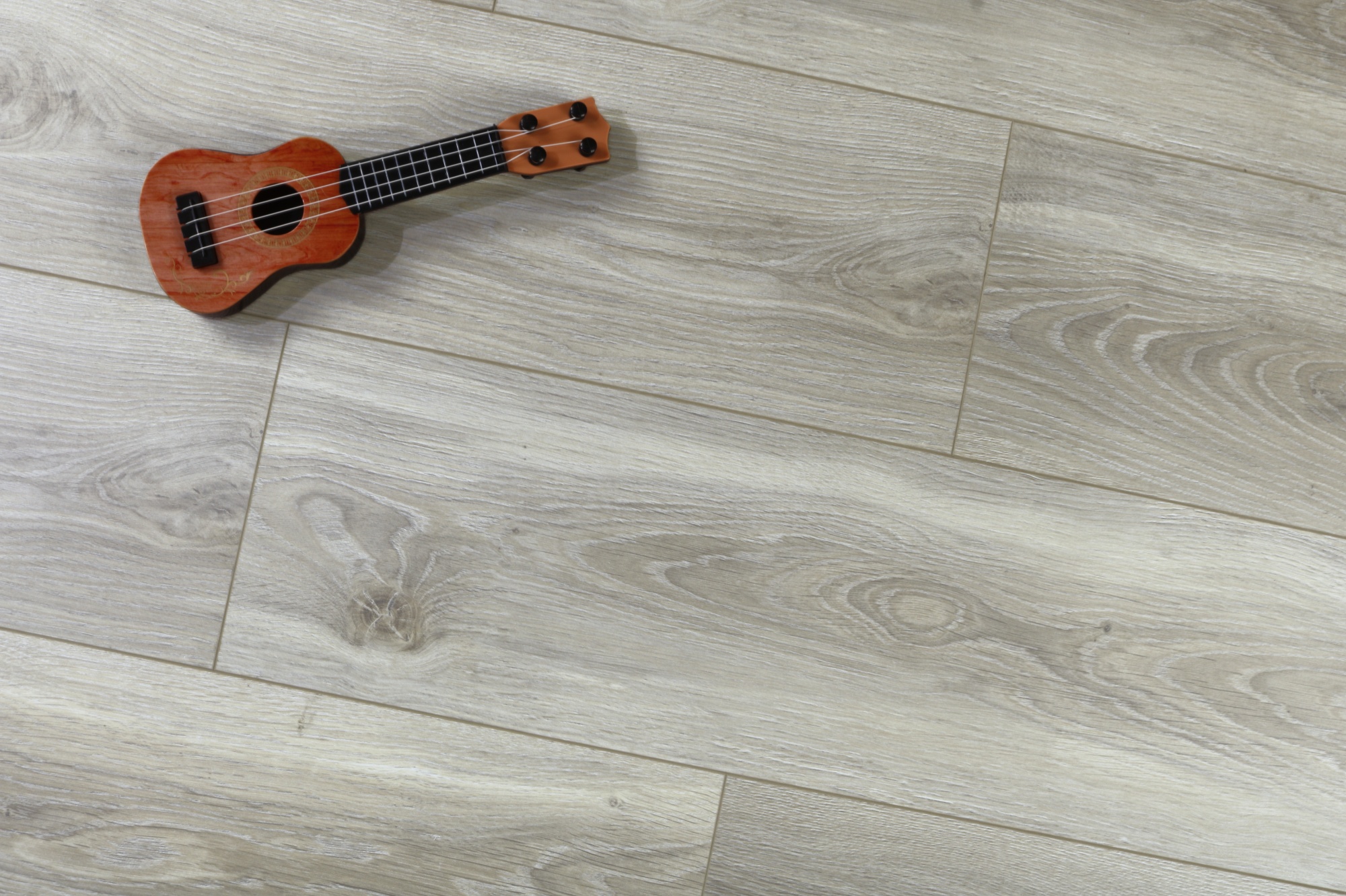  Robust Wood "Aqua Vision" 